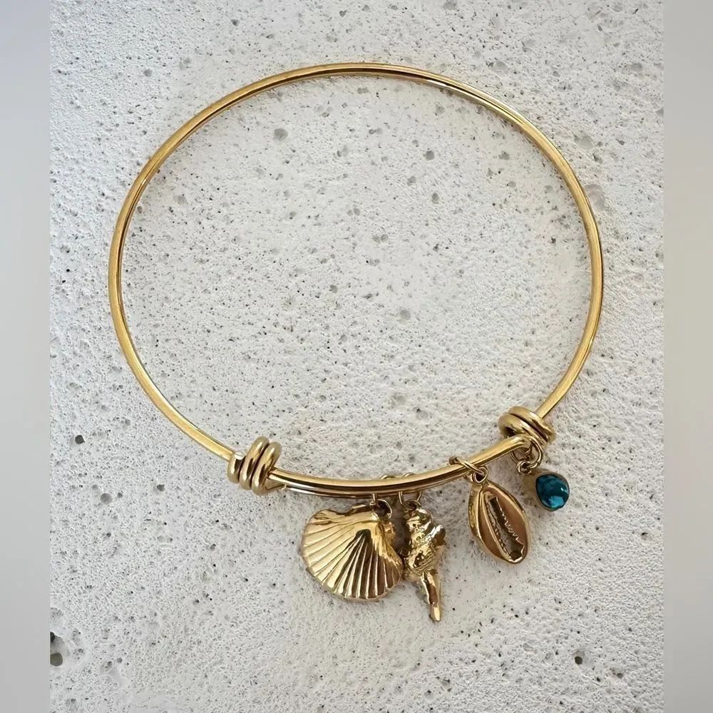 Seashell Bracelet Q46